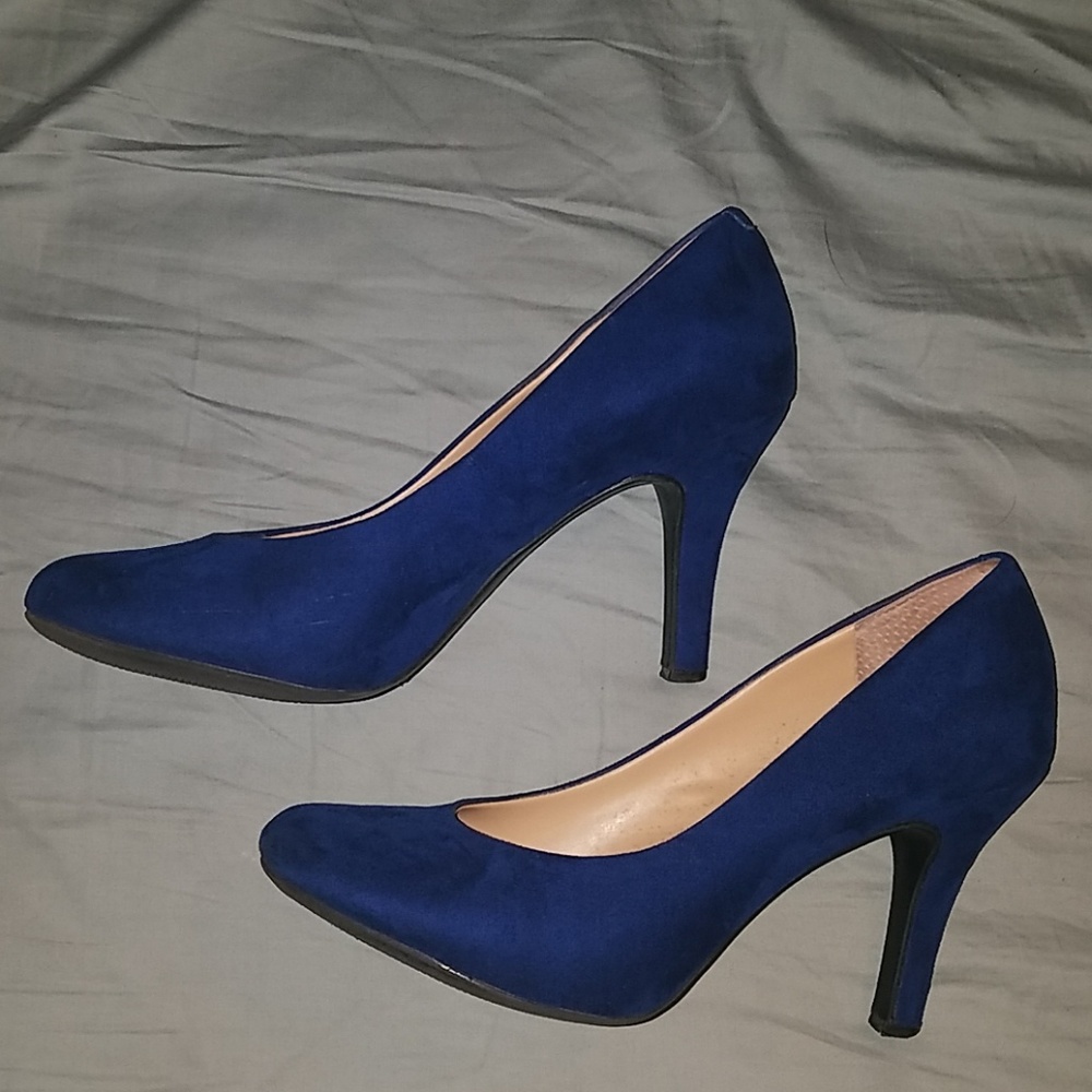Cobalt heels